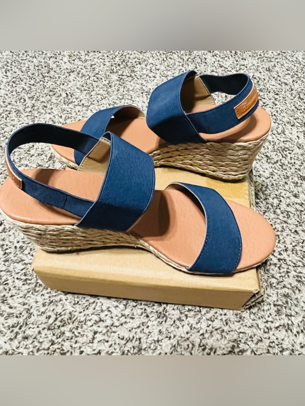 Tommy Bahama Sakura Navy Espadrille Wedge Sandals Size 9